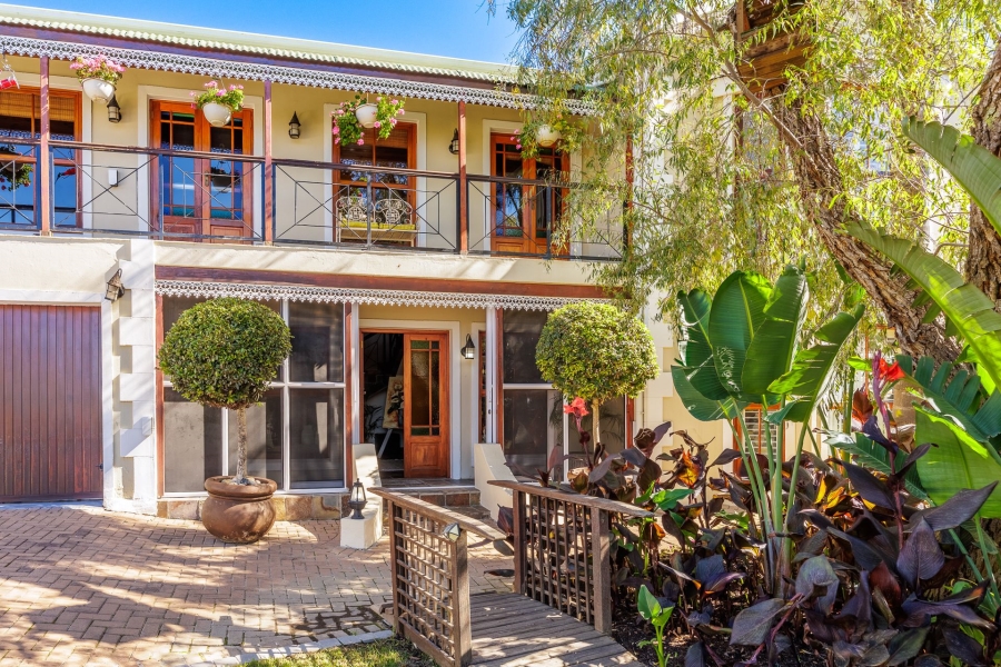 3 Bedroom Property for Sale in Bergsig Western Cape